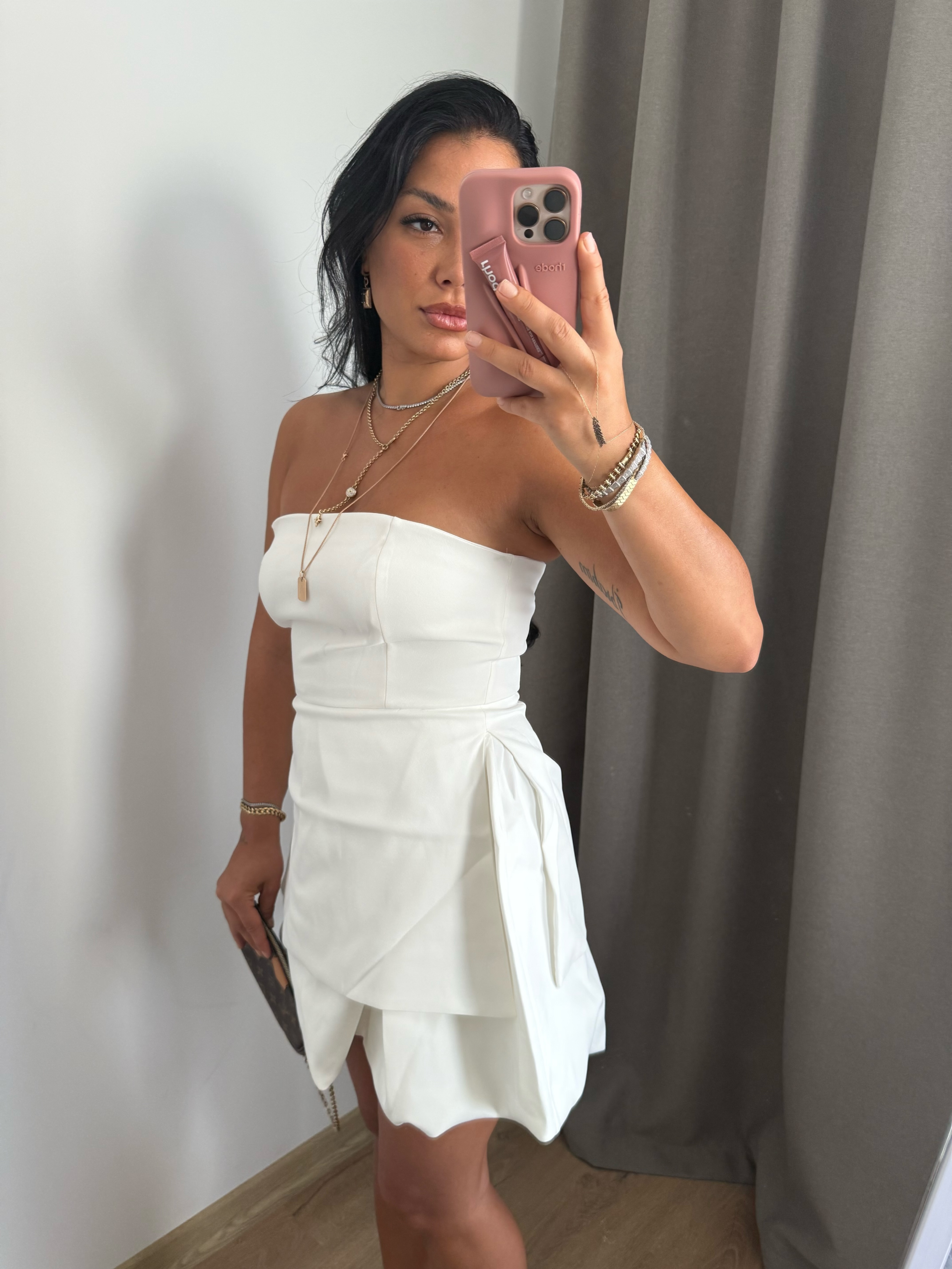 Straplez yaka balon etek detaylı elbise