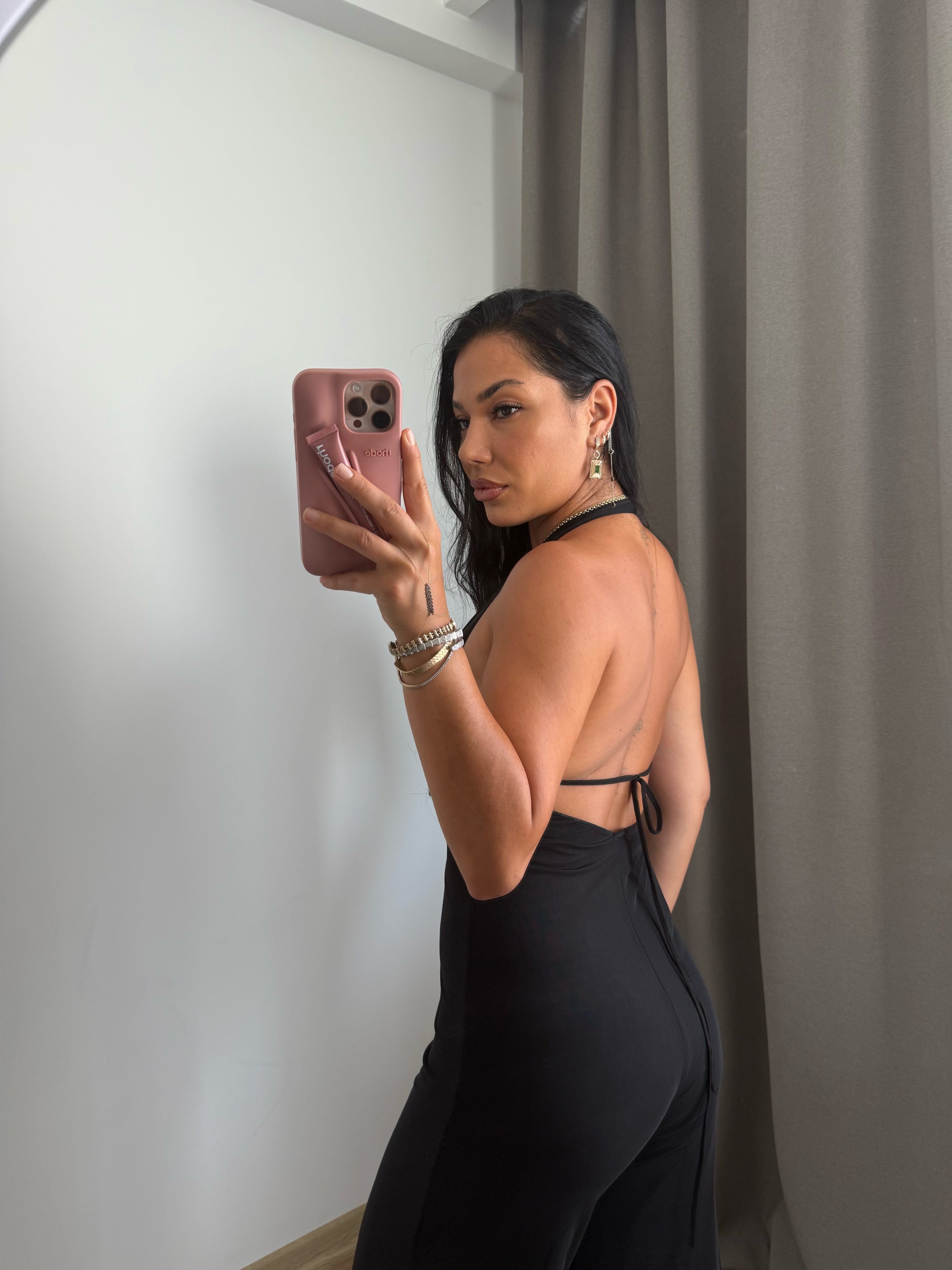 SIRT VE GÖĞÜS DEKOLTELİ SİYAH TÜL TULUM