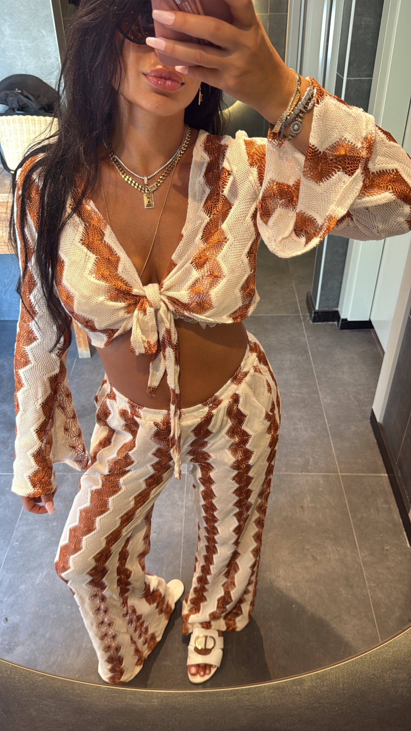 ÖNDEN BAĞLAMALI TRİKO TAKIM