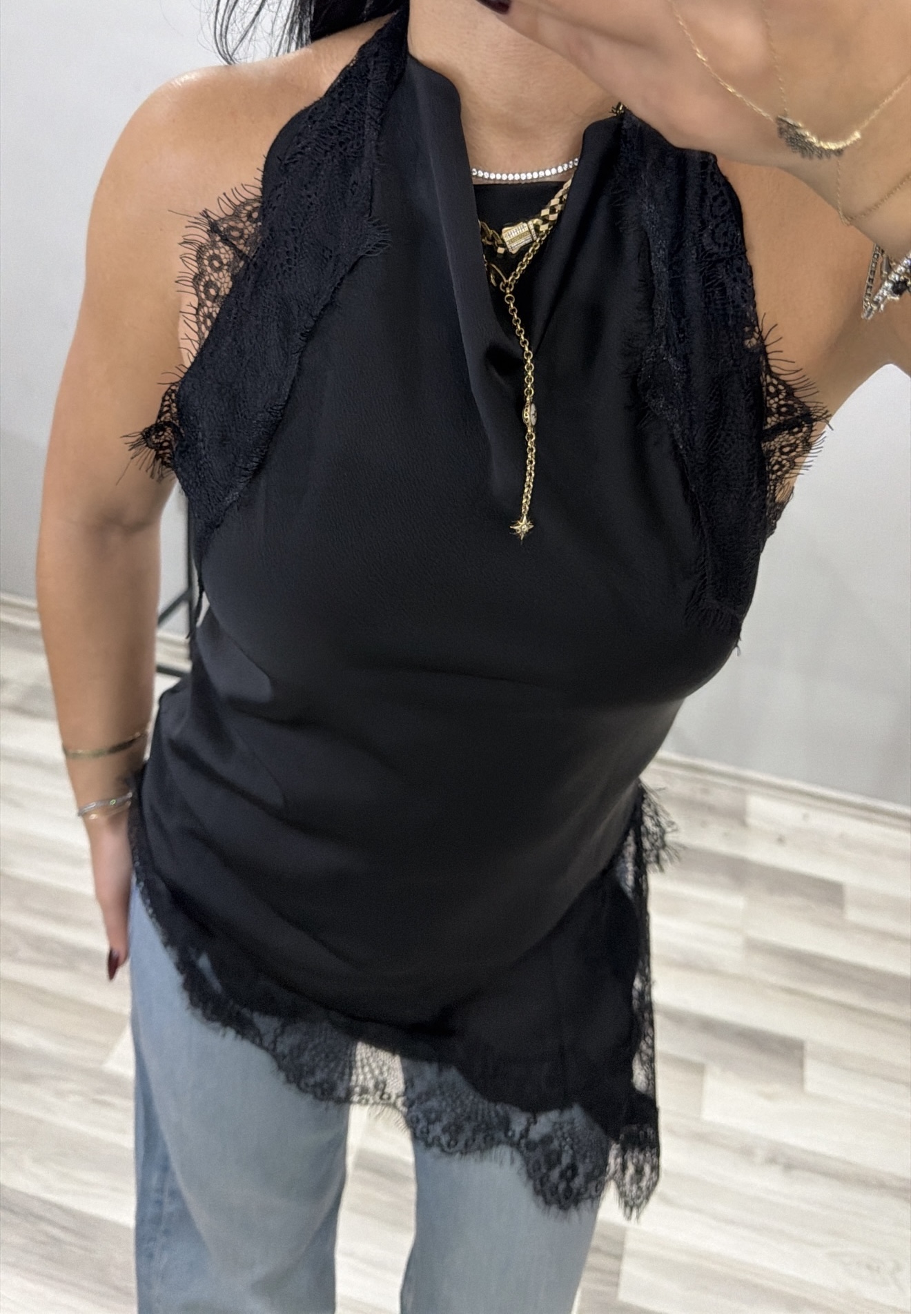 DANTEL DETAY SATEN BLUZ